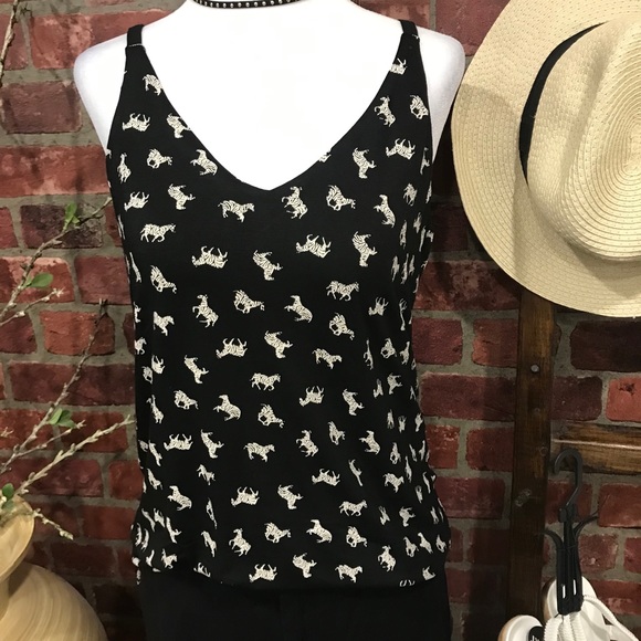 Small & Medium Zebra Print Double V- top - Picture 7 of 8